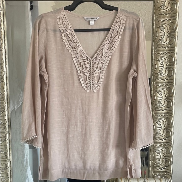 COUNTERPARTS Women's Blush Beige Blouse with Crochet Trim Large - Picture 1 of 8